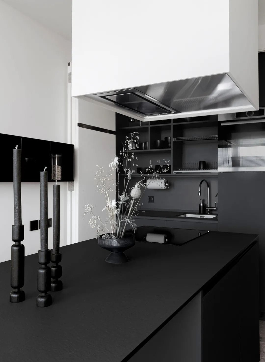 Black & Grey Themed Aesthetic Kitchen Space 🖤👩‍🍳, Gallery posted by  keyconceptsg