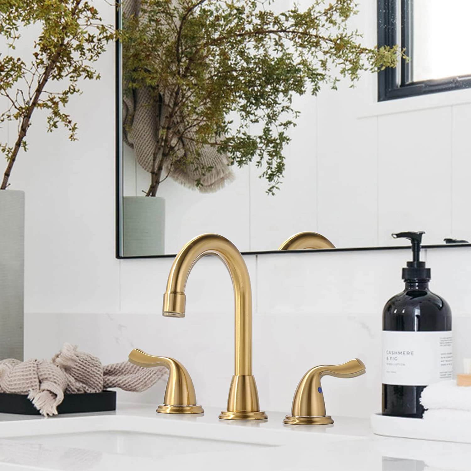 8 in brushed gold widespread bathroom faucet 6