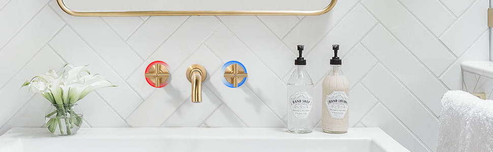 Wall Mounted Bathroom Sink Faucet gold 1