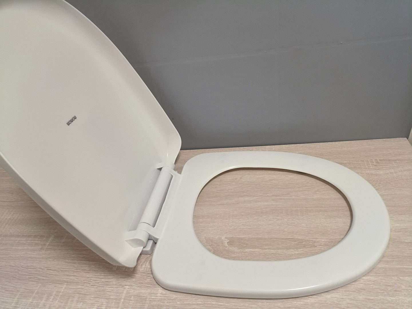 Toilet seats 4